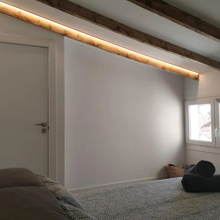 Quarto em Acomodações Particulares Gran Via 16 Centro Lbi00574