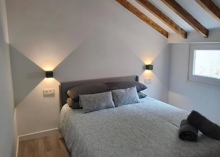 Gran Via 16 Centro Lbi00574 ホームステイ